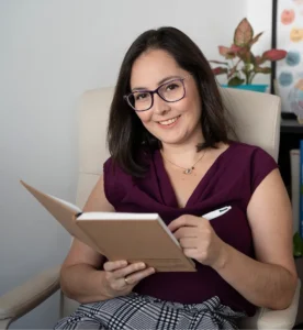 psicóloga especializada em saúde emocional perinatal
